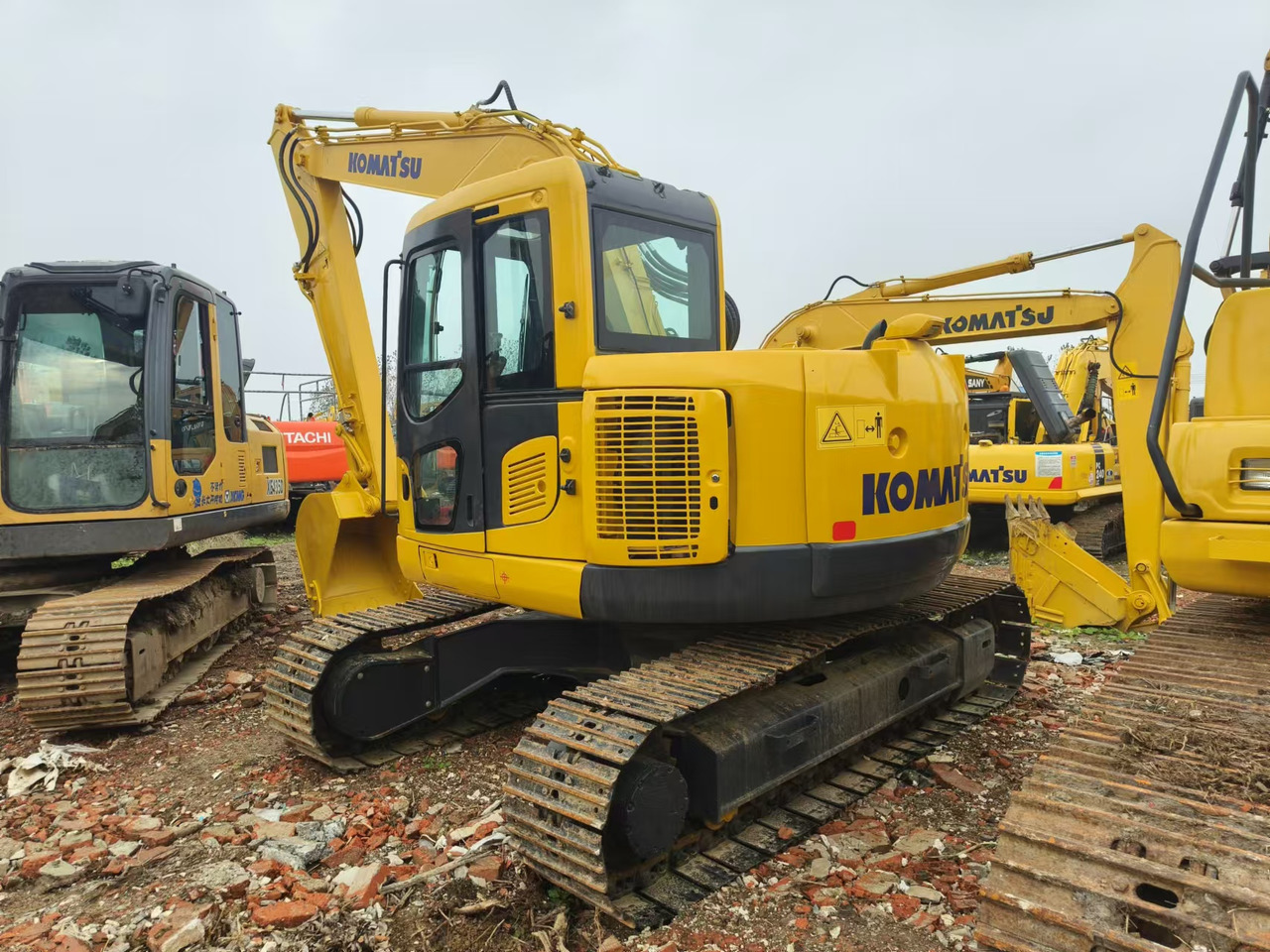 KOMATSU PC138US - Kāpurķēžu ekskavators: foto 3 KOMATSU PC138US - Kāpurķēžu ekskavators: foto 3
