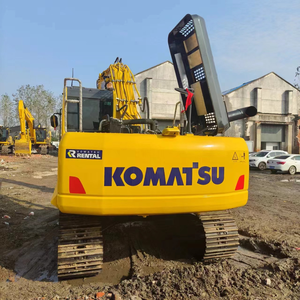 Kāpurķēžu ekskavators KOMATSU PC200: foto 6