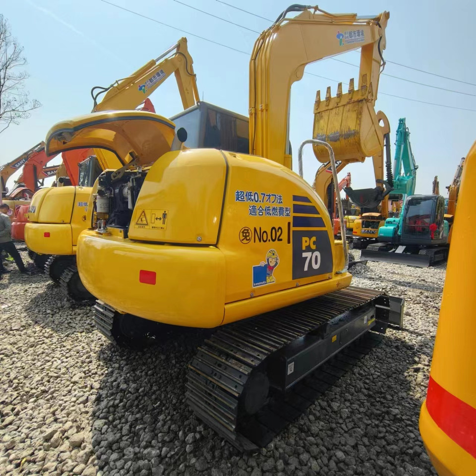 KOMATSU PC70 - Kāpurķēžu ekskavators: foto 5 KOMATSU PC70 - Kāpurķēžu ekskavators: foto 5