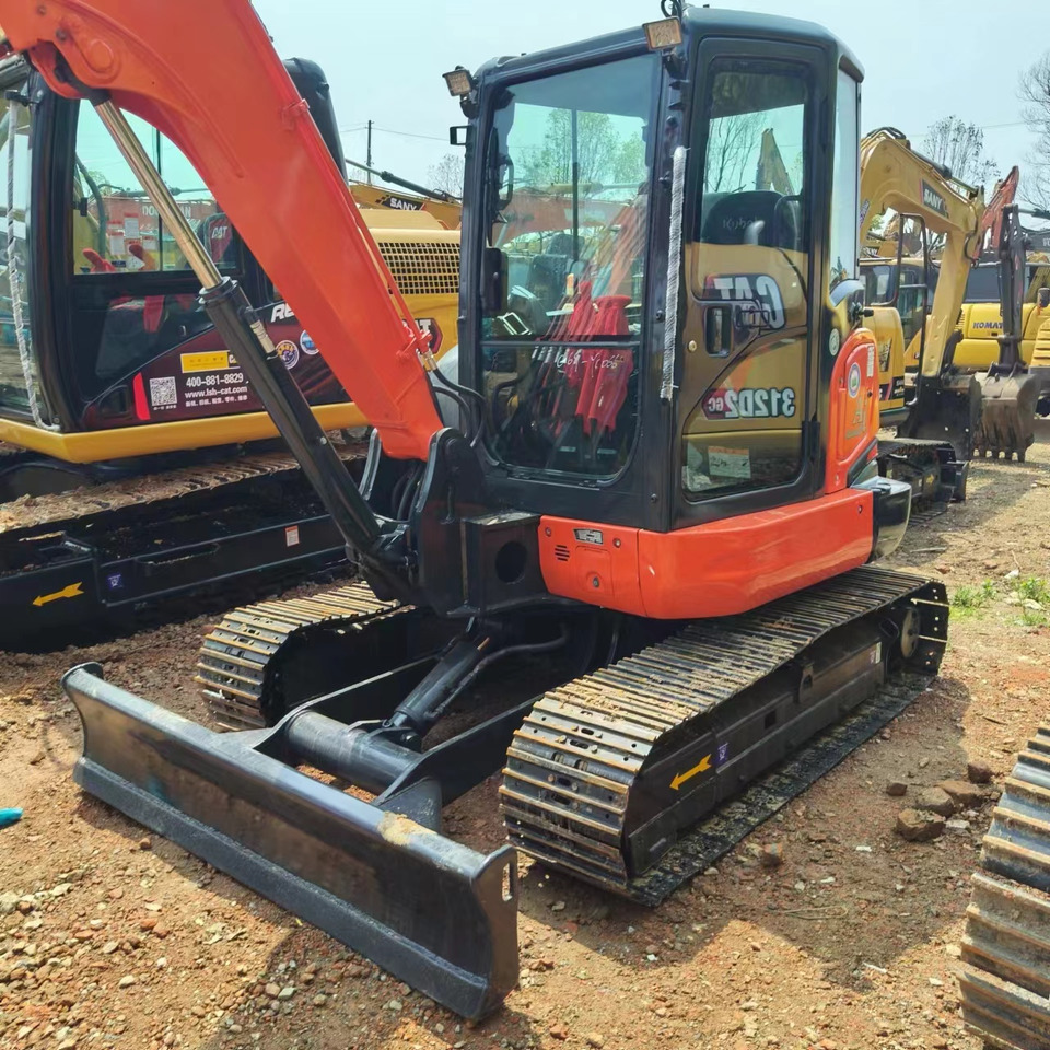 Kāpurķēžu ekskavators KUBOTA KX165-5: foto 7