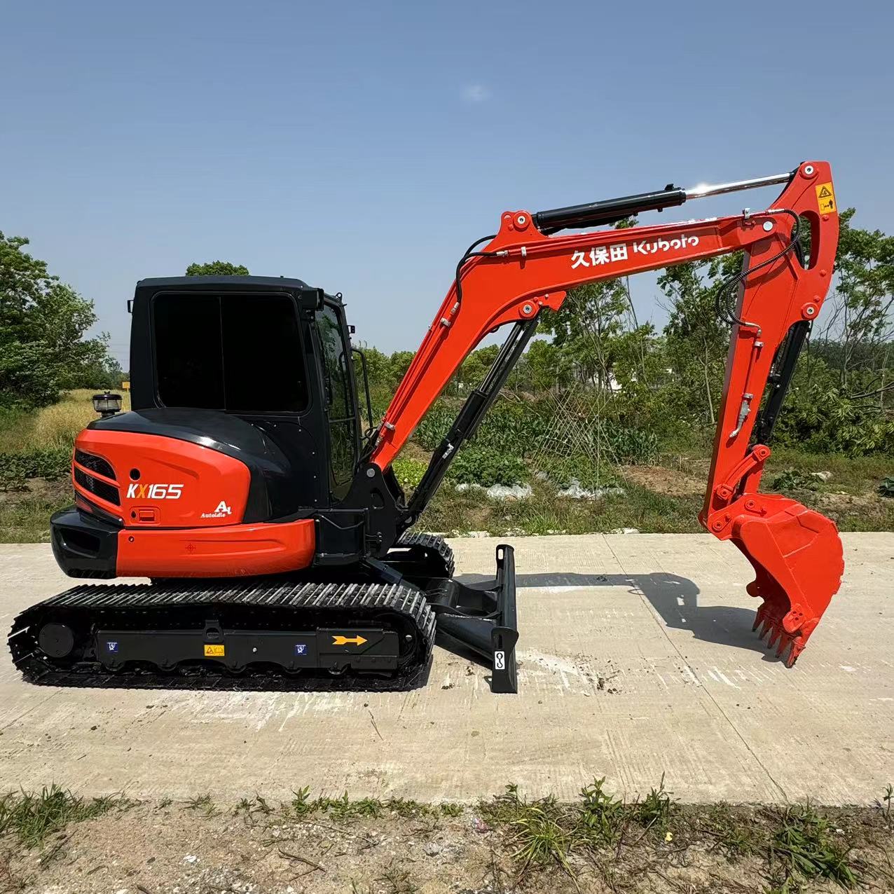 KUBOTA KX165 - Kāpurķēžu ekskavators: foto 3 KUBOTA KX165 - Kāpurķēžu ekskavators: foto 3