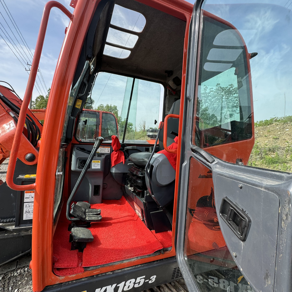 Kāpurķēžu ekskavators KUBOTA KX185: foto 11