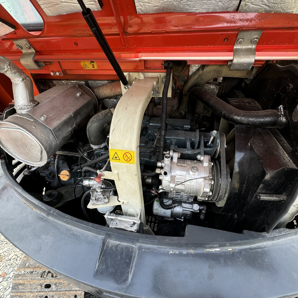 Kāpurķēžu ekskavators KUBOTA KX185: foto 6