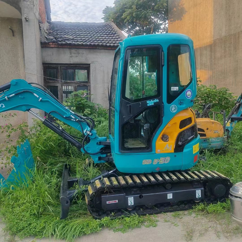 KUBOTA U30 - Mini-ekskavators: foto 1 KUBOTA U30 - Mini-ekskavators: foto 1