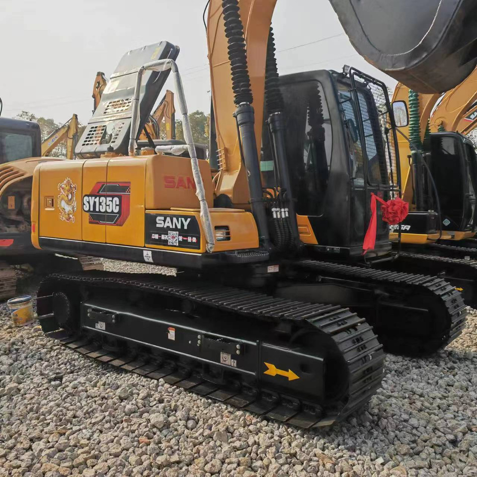 Kāpurķēžu ekskavators SANY SY135C: foto 13