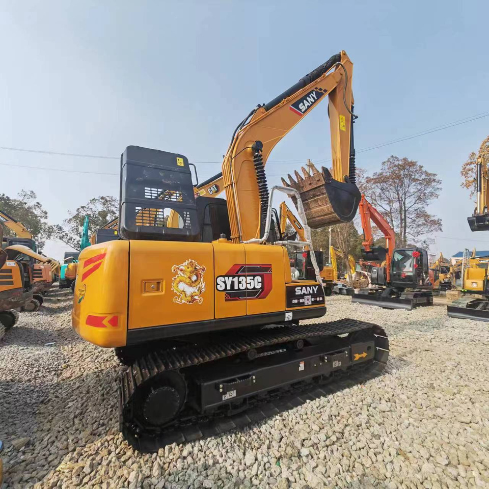 SANY SY135C - Kāpurķēžu ekskavators: foto 1 SANY SY135C - Kāpurķēžu ekskavators: foto 1