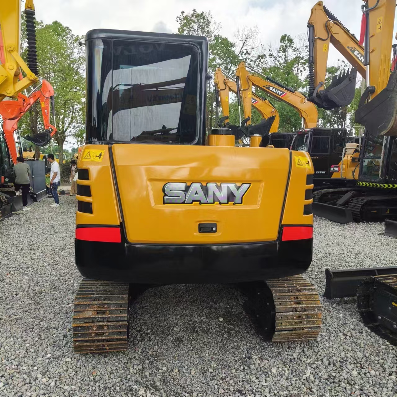 SANY SY55C - Mini-ekskavators: foto 2 SANY SY55C - Mini-ekskavators: foto 2