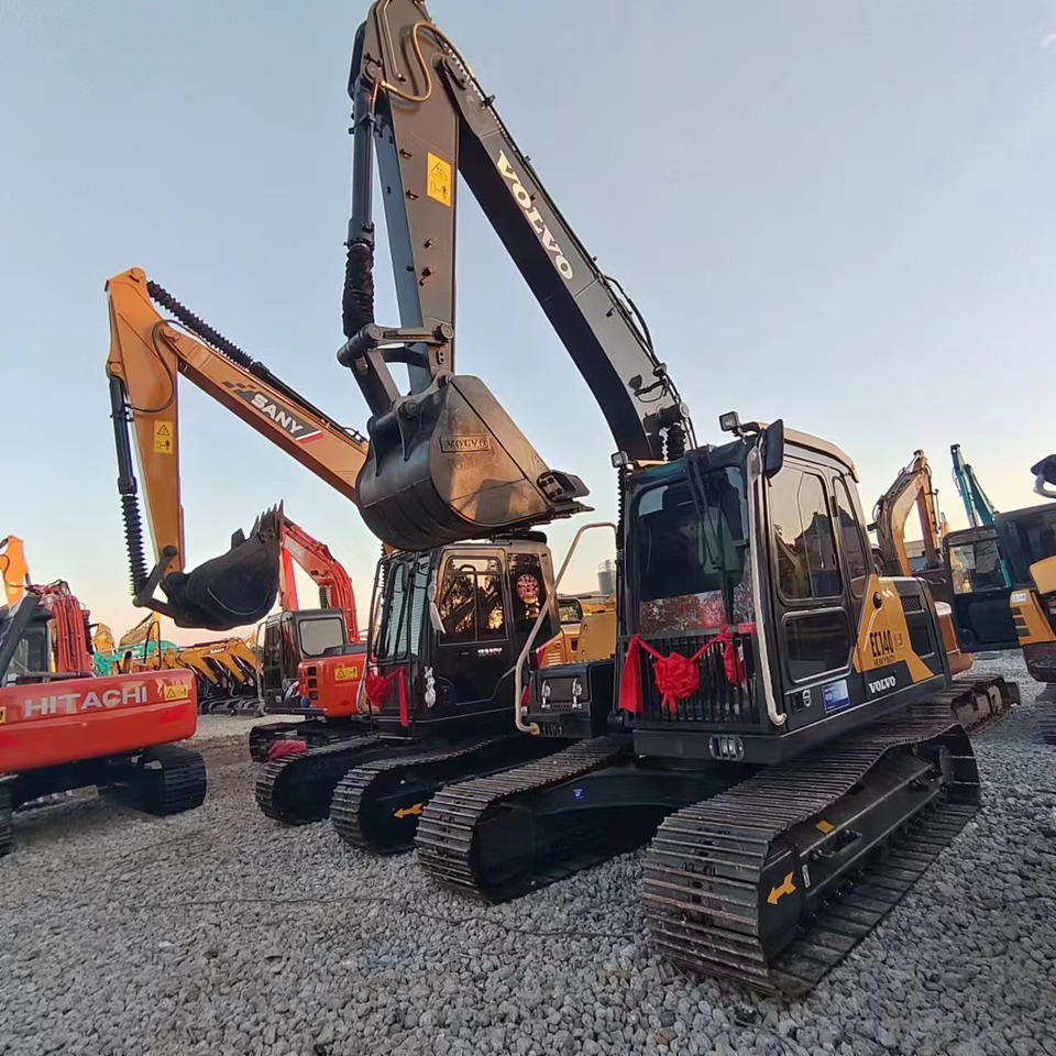 VOLVO EC140 - Kāpurķēžu ekskavators: foto 3 VOLVO EC140 - Kāpurķēžu ekskavators: foto 3