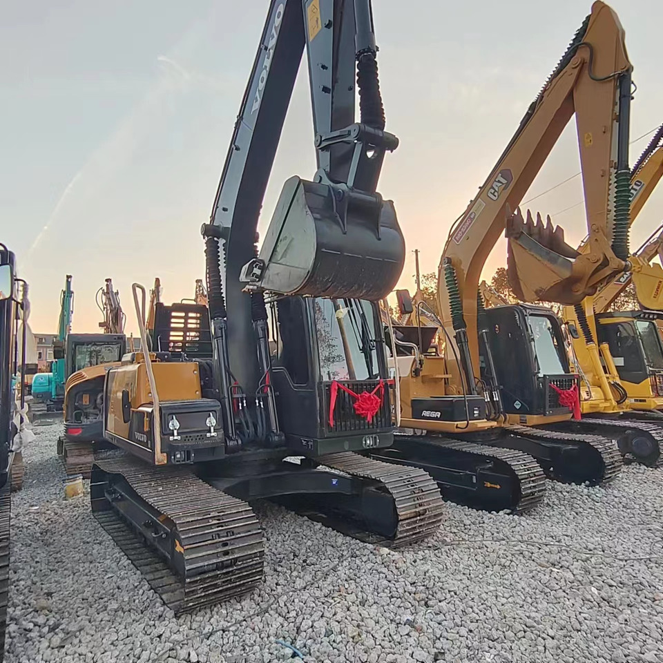 VOLVO EC140 - Kāpurķēžu ekskavators: foto 2 VOLVO EC140 - Kāpurķēžu ekskavators: foto 2