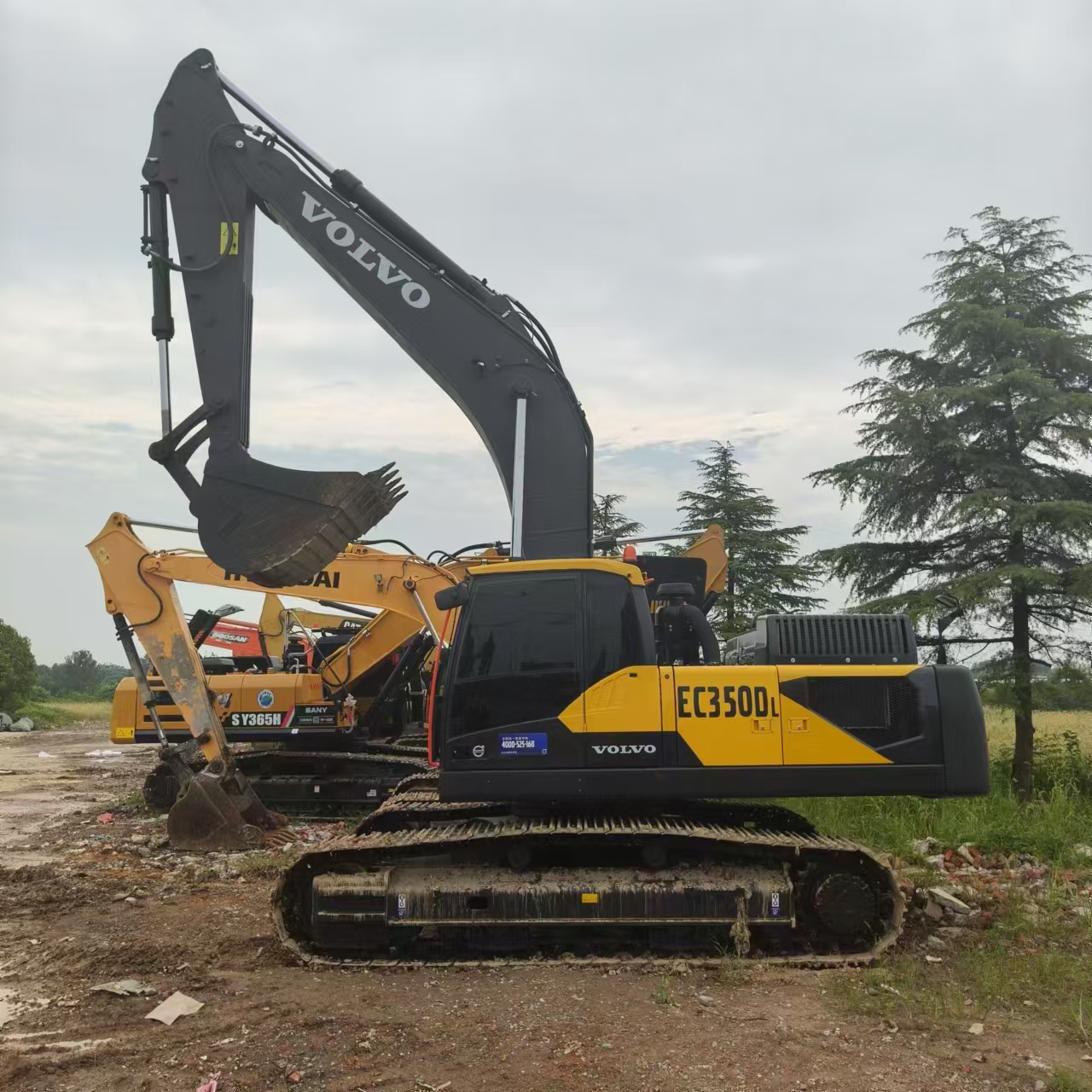 VOLVO EC350DL - Kāpurķēžu ekskavators: foto 1 VOLVO EC350DL - Kāpurķēžu ekskavators: foto 1