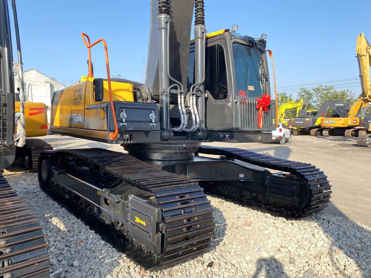 Volvo EC290 - Kāpurķēžu ekskavators: foto 4 Volvo EC290 - Kāpurķēžu ekskavators: foto 4
