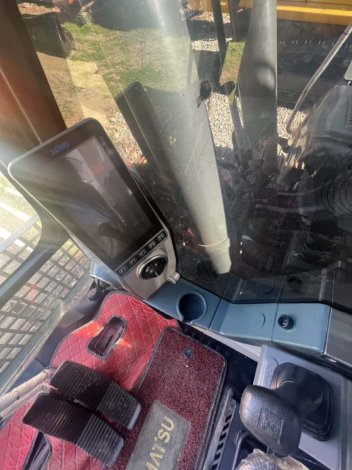XCMG XE305DK - Kāpurķēžu ekskavators: foto 3 XCMG XE305DK - Kāpurķēžu ekskavators: foto 3