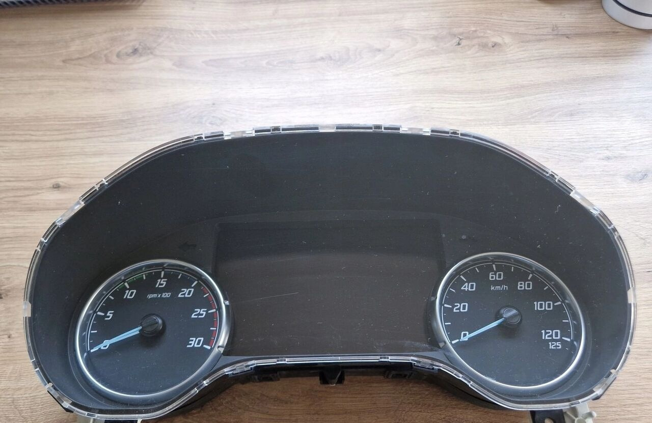 Bedford F-MAX JC46-10849-AP   Ford F-MAX - Mērinstrumentu panelis - Kravas automašīna: foto 3 Bedford F-MAX JC46-10849-AP   Ford F-MAX - Mērinstrumentu panelis - Kravas automašīna: foto 3