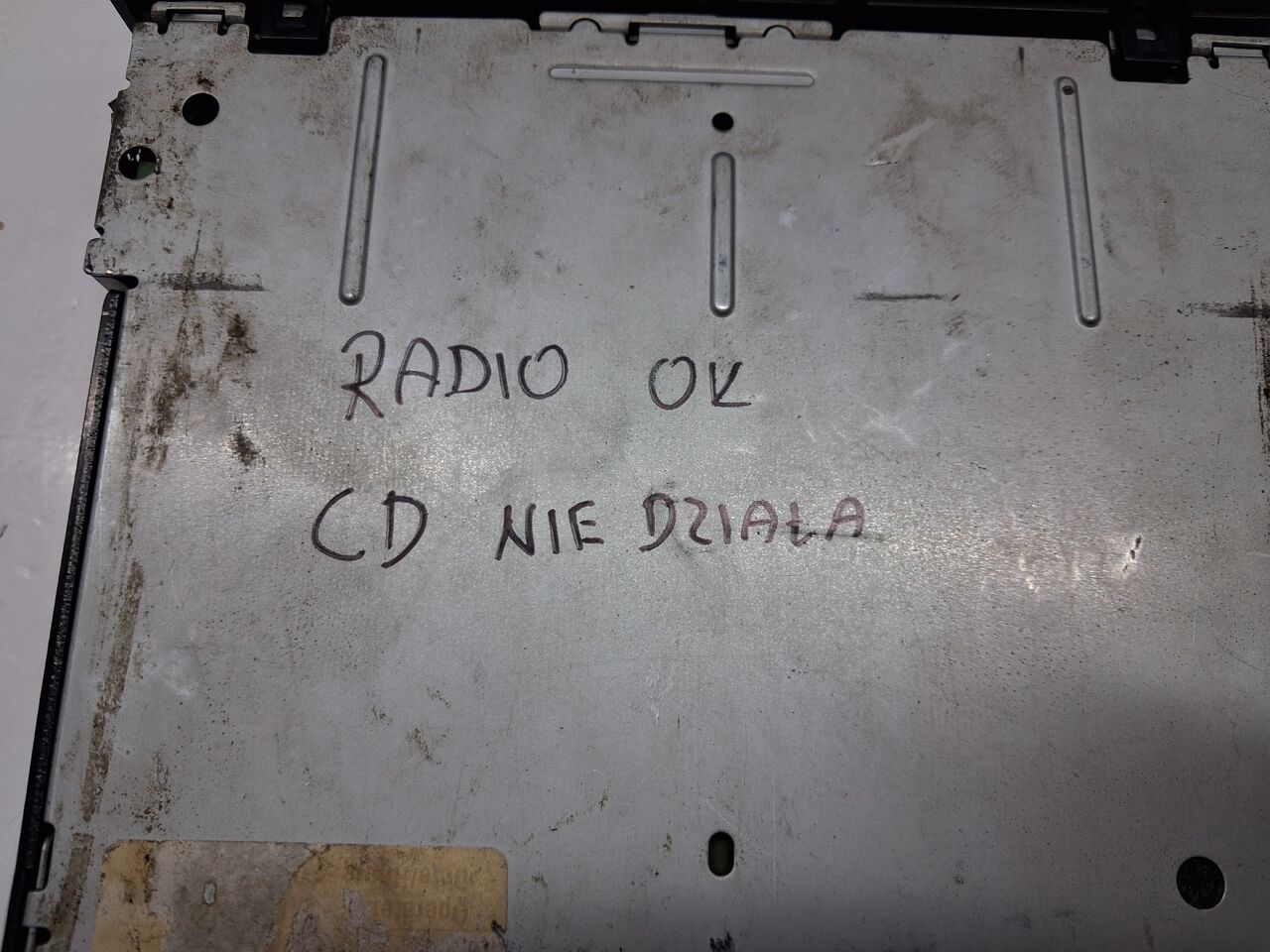 DELPHI RADIO DELPHI RADIOODTWARZACZ CD 12V RENAULT PREMIUM MIDLUM GAMA T ORYGINAŁ - Kabīne un interjers - Kravas automašīna: foto 5 DELPHI RADIO DELPHI RADIOODTWARZACZ CD 12V RENAULT PREMIUM MIDLUM GAMA T ORYGINAŁ - Kabīne un interjers - Kravas automašīna: foto 5