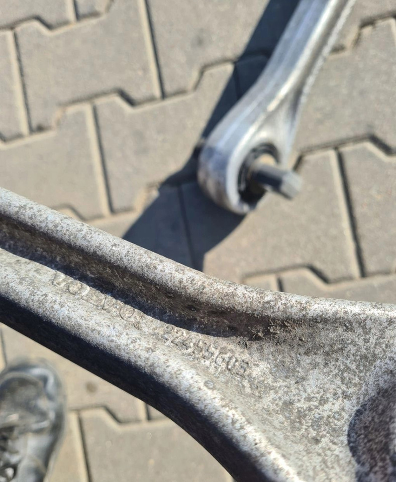 DRĄŻEK REAKCYJNY STABILIZACYJNY VOLVO FH 4 FM 4 FH 5 FM 5 ORYGINAŁ 22455603 - Stabilizators: foto 4 DRĄŻEK REAKCYJNY STABILIZACYJNY VOLVO FH 4 FM 4 FH 5 FM 5 ORYGINAŁ 22455603 - Stabilizators: foto 4
