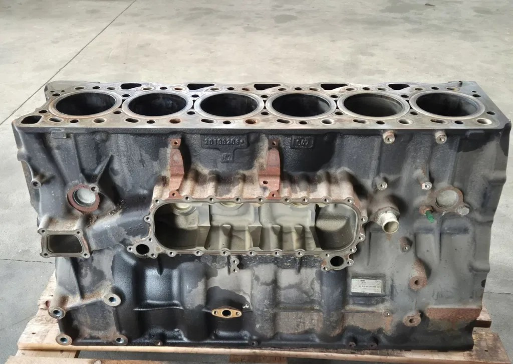 FORD BLOK SILNIKA FORD F-MAX CARGO 500 TRUCKS - Cilindru bloks - Kravas automašīna: foto 1 FORD BLOK SILNIKA FORD F-MAX CARGO 500 TRUCKS - Cilindru bloks - Kravas automašīna: foto 1