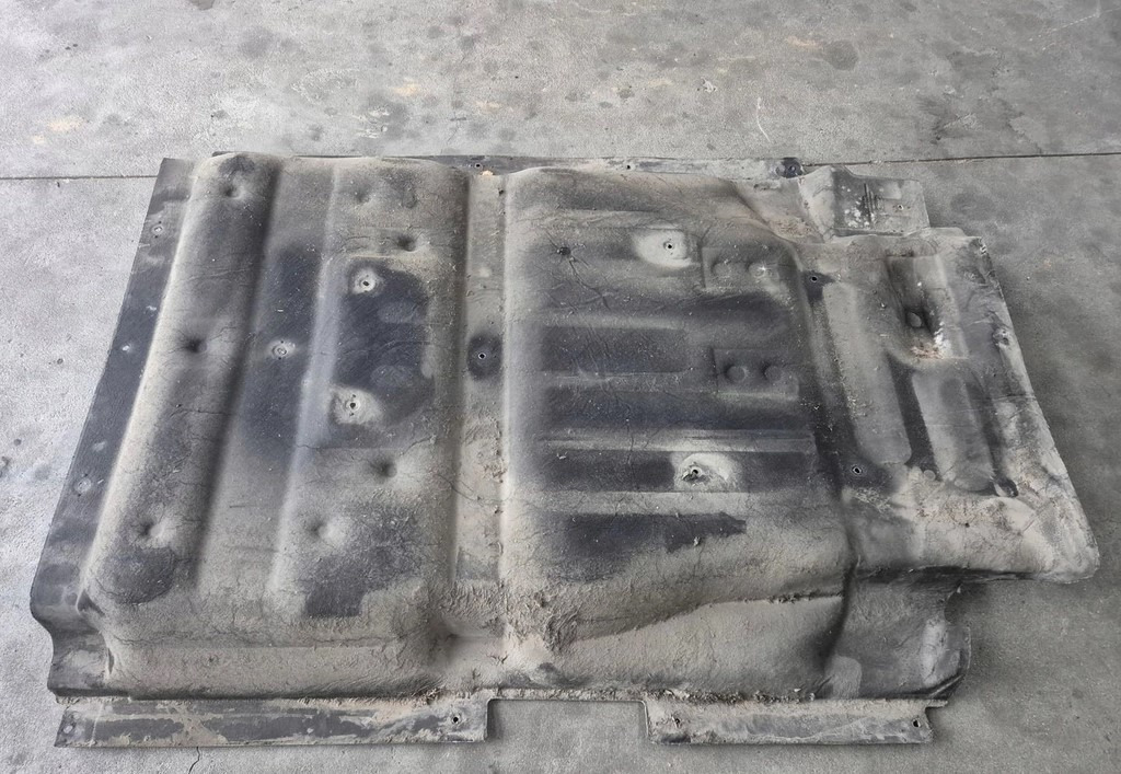 FORD EKOLOGIA WYCISZENIE WYGŁUSZENIE OSŁONA SILNIKA KABINY FORD F-MAX CARGO - Dzinējs un rezerves daļas - Kravas automašīna: foto 4 FORD EKOLOGIA WYCISZENIE WYGŁUSZENIE OSŁONA SILNIKA KABINY FORD F-MAX CARGO - Dzinējs un rezerves daļas - Kravas automašīna: foto 4