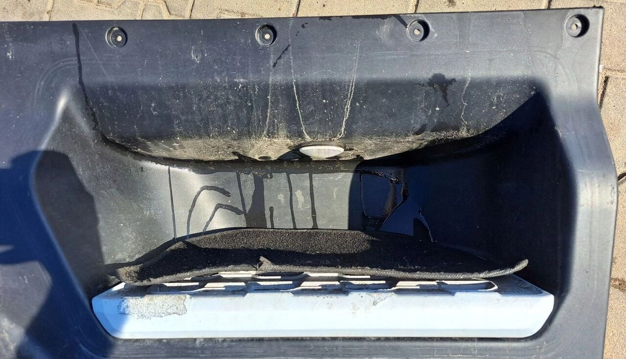 Ford F-MAX JC46 Ford F-MAX STOPNICA GÓRNA KOMPLETNA STELAŻ STOPIEŃ PRAWY FORD F-MAX EURO 6. Informacje o sprzedającym truck - Pakāpiens - Kravas automašīna: foto 5 Ford F-MAX JC46 Ford F-MAX STOPNICA GÓRNA KOMPLETNA STELAŻ STOPIEŃ PRAWY FORD F-MAX EURO 6. Informacje o sprzedającym truck - Pakāpiens - Kravas automašīna: foto 5
