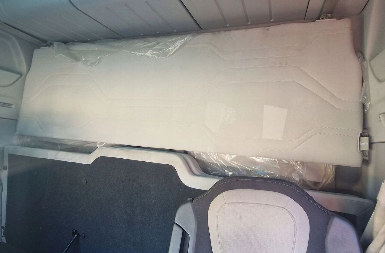 Ford F-MAX - Kabīne un interjers - Kravas automašīna: foto 1 Ford F-MAX - Kabīne un interjers - Kravas automašīna: foto 1