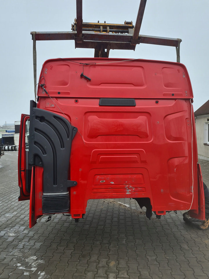 Kabīne GOŁA SZKIELET POSZYCIE BLACHA RENAULT GAMA T RANGE EURO 6: foto 9 Kabīne GOŁA SZKIELET POSZYCIE BLACHA RENAULT GAMA T RANGE EURO 6: foto 9