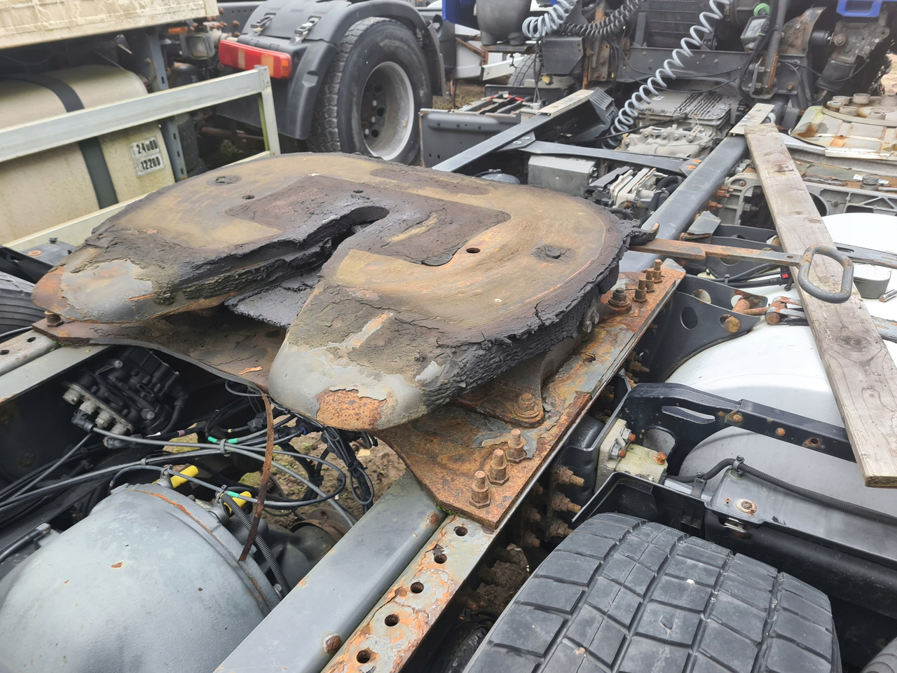 JOST - Seglierīce - Kravas automašīna: foto 2 JOST - Seglierīce - Kravas automašīna: foto 2