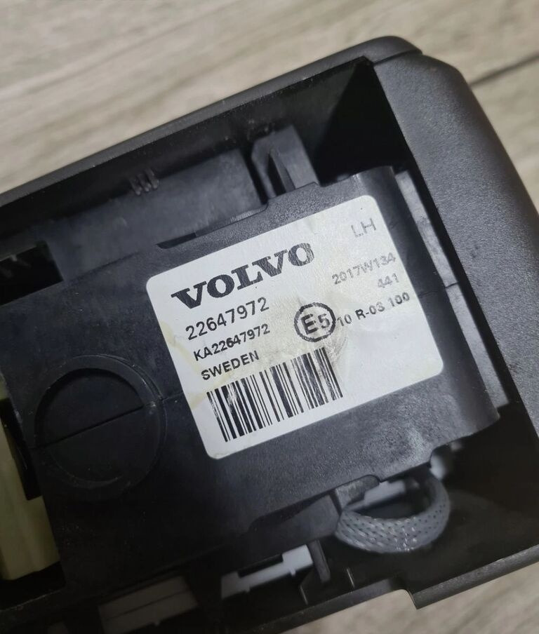 JOYSTICK ZMIANY BIEGÓW GAŁKA LEWAREK VOLVO FH 4 FM 4 FH 16 EURO 6 22647972 Volvo FH 4 FM 4 FH 16 EURO 6 22647972 Volvo VOLVO FH 4 FM 4 FH 16 EURO 6 22647972 - Pārnesumu svira - Kravas automašīna: foto 2 JOYSTICK ZMIANY BIEGÓW GAŁKA LEWAREK VOLVO FH 4 FM 4 FH 16 EURO 6 22647972 Volvo FH 4 FM 4 FH 16 EURO 6 22647972 Volvo VOLVO FH 4 FM 4 FH 16 EURO 6 22647972 - Pārnesumu svira - Kravas automašīna: foto 2