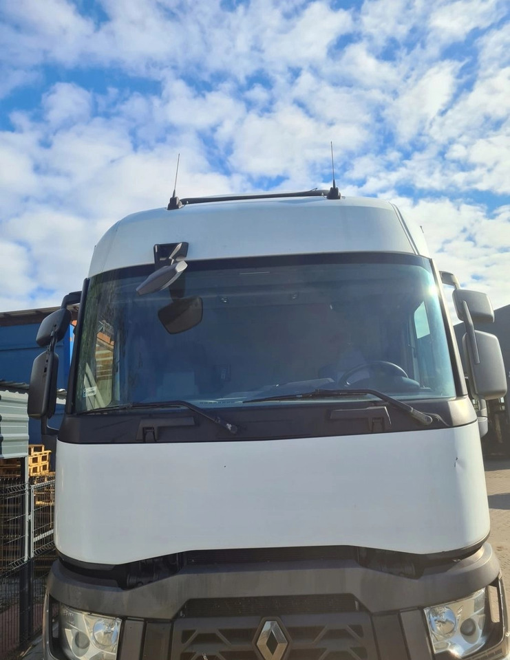 KOMPLETNA RENAULT GAMA T RANGE EURO 6 - Kabīne: foto 3 KOMPLETNA RENAULT GAMA T RANGE EURO 6 - Kabīne: foto 3