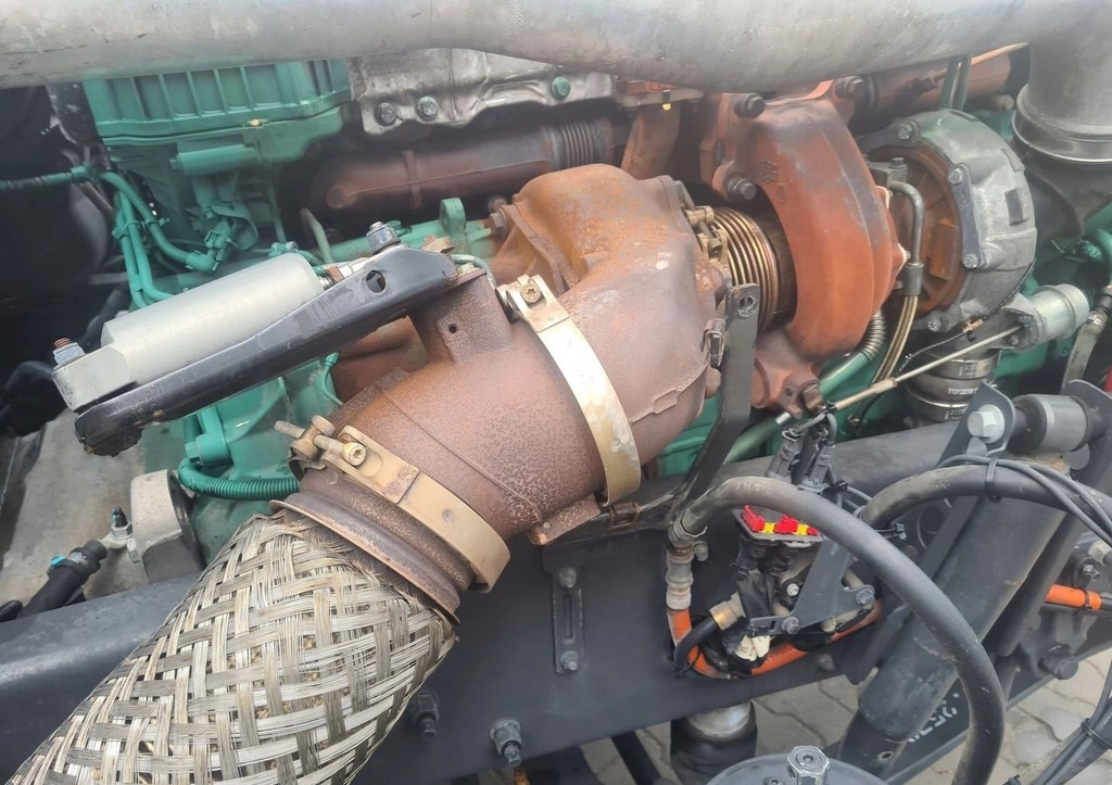 KOMPLETNY VOLVO FH 4 FM 4 FH 5 D13K 500 EUVI K6 I-SAVE T2800 EURO 6 - Dzinējs: foto 5 KOMPLETNY VOLVO FH 4 FM 4 FH 5 D13K 500 EUVI K6 I-SAVE T2800 EURO 6 - Dzinējs: foto 5