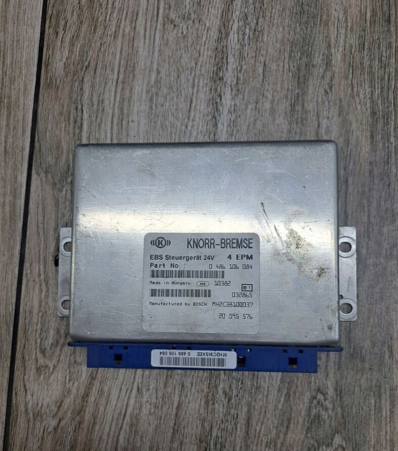 Knorr-Bremse Renault PREMIUM MAGNUM DXI - Elektroniskais vadības bloks (ECU) - Kravas automašīna: foto 1 Knorr-Bremse Renault PREMIUM MAGNUM DXI - Elektroniskais vadības bloks (ECU) - Kravas automašīna: foto 1