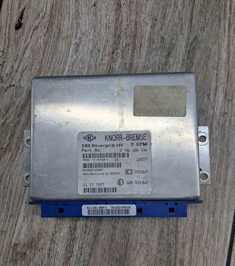 Knorr-Bremse Renault PREMIUM MAGNUM DXI - Elektroniskais vadības bloks (ECU) - Kravas automašīna: foto 2 Knorr-Bremse Renault PREMIUM MAGNUM DXI - Elektroniskais vadības bloks (ECU) - Kravas automašīna: foto 2