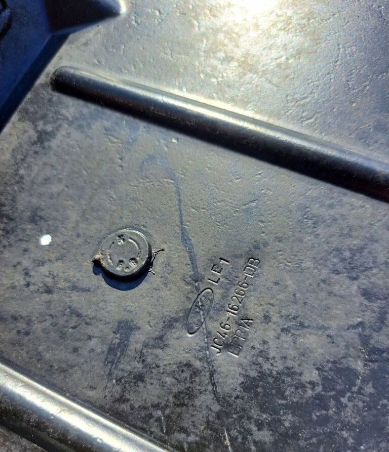 MOCOWANIE PRAWE BŁOTNIKA PODKABINOWEGO NADKOLA FORD F-MAX EURO 6 Ford F-MAX JC46 Ford F-MAX truck - Kabīne un interjers - Kravas automašīna: foto 2 MOCOWANIE PRAWE BŁOTNIKA PODKABINOWEGO NADKOLA FORD F-MAX EURO 6 Ford F-MAX JC46 Ford F-MAX truck - Kabīne un interjers - Kravas automašīna: foto 2