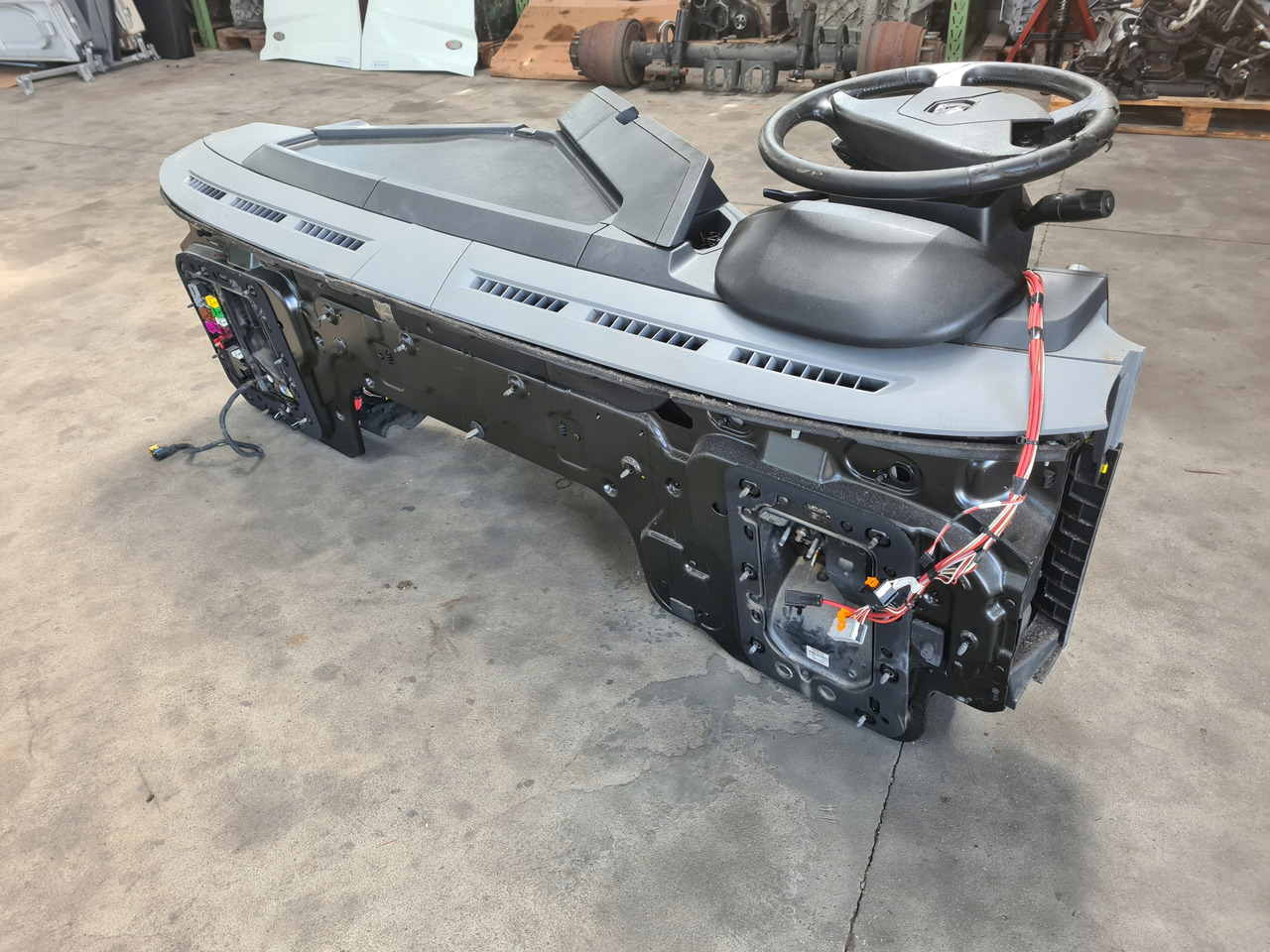 RENAULT KONSOLA KOMPLETNA KOKPIT DESKA ROZDZIELCZA PRZEKŁADKA ANGLIKA RENAULT GAMA T RANGE - Mērinstrumentu panelis - Kravas automašīna: foto 3 RENAULT KONSOLA KOMPLETNA KOKPIT DESKA ROZDZIELCZA PRZEKŁADKA ANGLIKA RENAULT GAMA T RANGE - Mērinstrumentu panelis - Kravas automašīna: foto 3