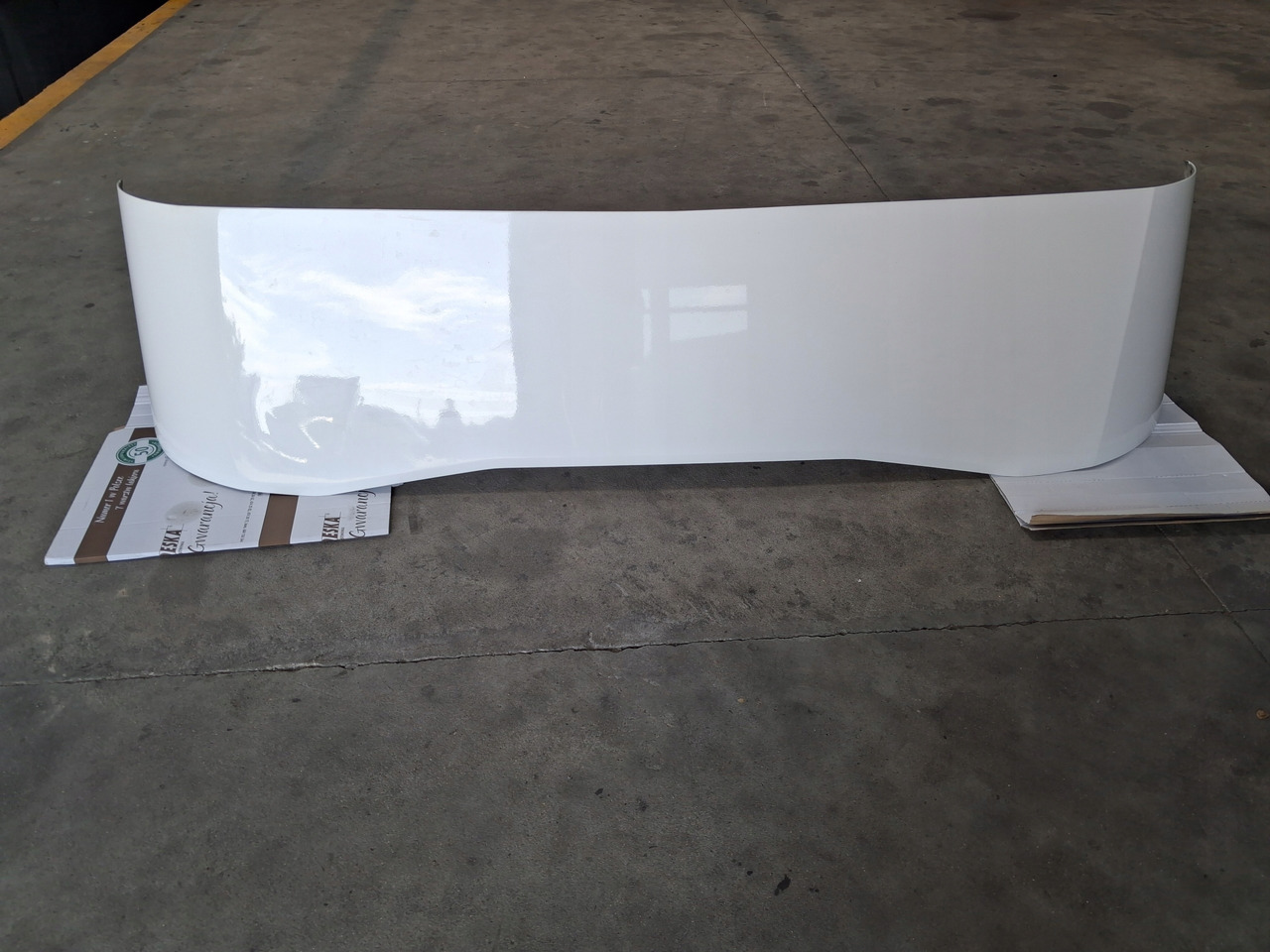 RENAULT MASKA ATRAPA PRZÓD KABINY ORYGINAŁ RENAULT GAMA T EURO 6 - Virsbūve un ārpuse - Kravas automašīna: foto 1 RENAULT MASKA ATRAPA PRZÓD KABINY ORYGINAŁ RENAULT GAMA T EURO 6 - Virsbūve un ārpuse - Kravas automašīna: foto 1