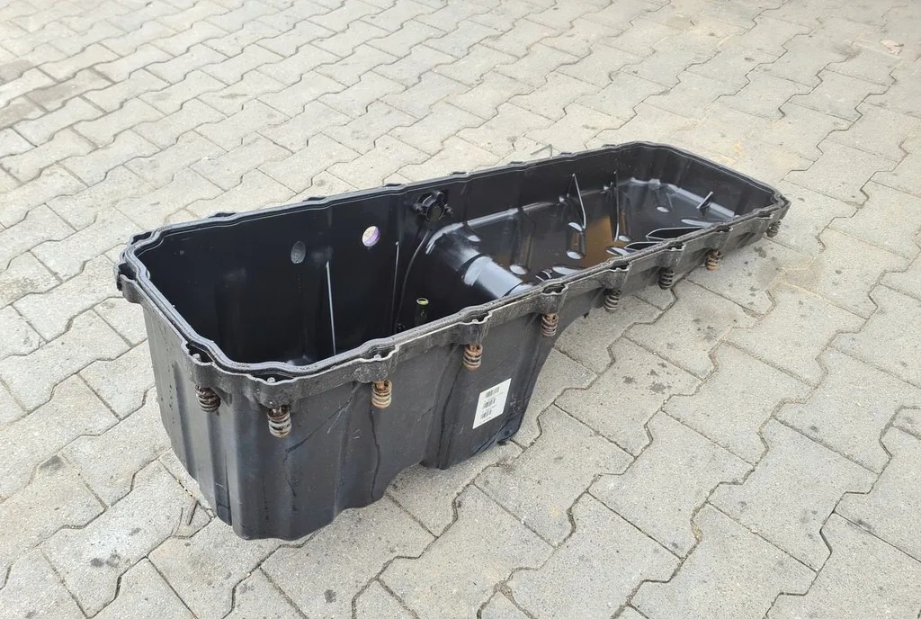 RENAULT MISA MISKA OLEJOWA SILNIKA RENAULT MAGNUM DXI 13 - Eļļas panna - Kravas automašīna: foto 1 RENAULT MISA MISKA OLEJOWA SILNIKA RENAULT MAGNUM DXI 13 - Eļļas panna - Kravas automašīna: foto 1