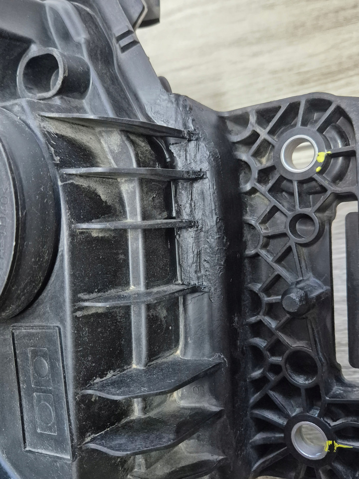 RENAULT REFLEKTOR LAMPA RENAULT RANGE T GAMA T EVOLUTION EVO LED LEWA - Tuvās gaismas - Kravas automašīna: foto 4 RENAULT REFLEKTOR LAMPA RENAULT RANGE T GAMA T EVOLUTION EVO LED LEWA - Tuvās gaismas - Kravas automašīna: foto 4