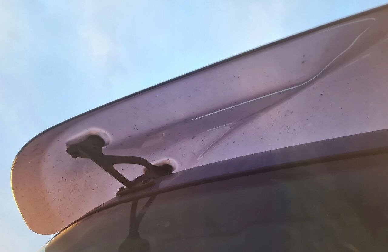 Renault BLENDA OSŁONA PRZECIWSŁONECZNA Renault PREMIUM KERAX LANDER DXI VOLVO FE - Buferis - Kravas automašīna: foto 5 Renault BLENDA OSŁONA PRZECIWSŁONECZNA Renault PREMIUM KERAX LANDER DXI VOLVO FE - Buferis - Kravas automašīna: foto 5