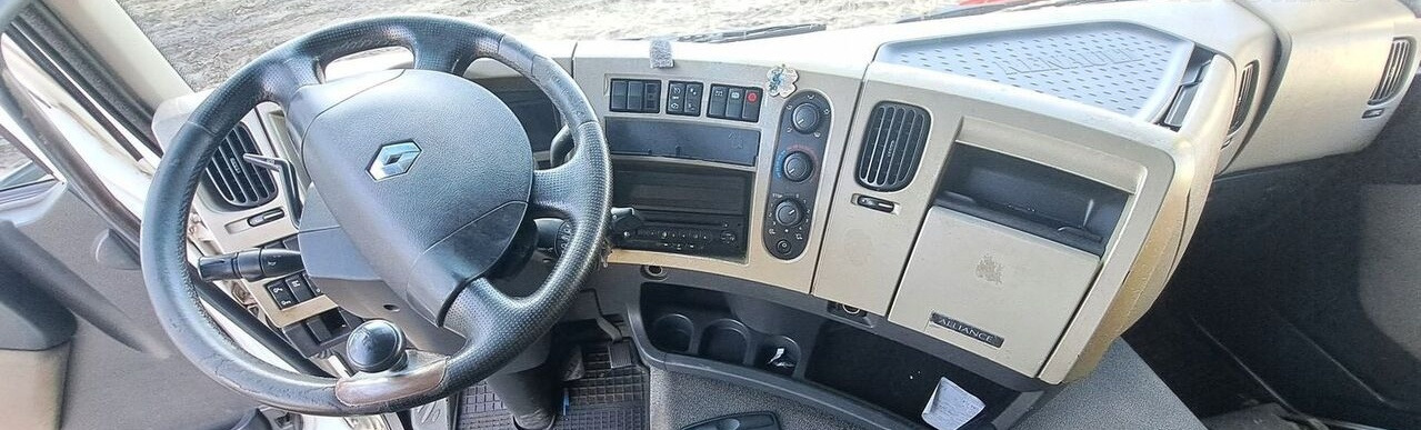 Renault KONSOLA DESKA ROZDZIELCZA PRZEKŁADKA ANGLIKA RENAULT PREMIUM DXI - Mērinstrumentu panelis - Kravas automašīna: foto 2 Renault KONSOLA DESKA ROZDZIELCZA PRZEKŁADKA ANGLIKA RENAULT PREMIUM DXI - Mērinstrumentu panelis - Kravas automašīna: foto 2