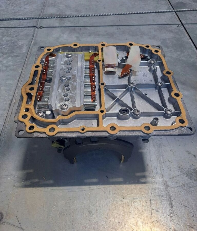 Renault SPRZEDAM WYBIERAK SKRZYNI BIEGÓW I SHIFT " F " AUTOMAT GAMA T RA WABCO 4 - Elektroniskais vadības bloks (ECU) - Kravas automašīna: foto 1 Renault SPRZEDAM WYBIERAK SKRZYNI BIEGÓW I SHIFT " F " AUTOMAT GAMA T RA WABCO 4 - Elektroniskais vadības bloks (ECU) - Kravas automašīna: foto 1