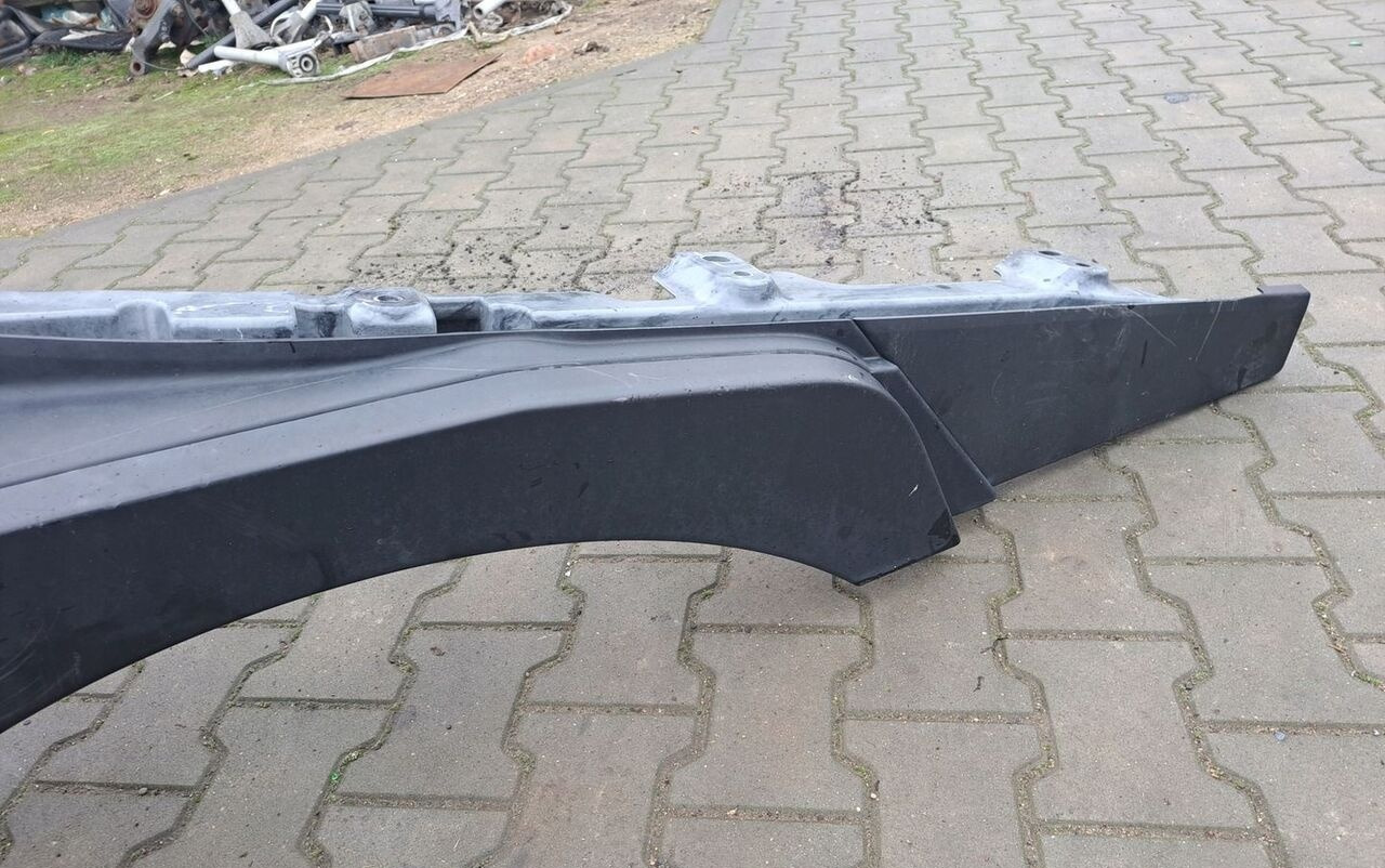 Renault STOPNICA GÓRNA STOPIEŃ LEWY RENAULT GAMA T RANGE - Pakāpiens - Kravas automašīna: foto 4 Renault STOPNICA GÓRNA STOPIEŃ LEWY RENAULT GAMA T RANGE - Pakāpiens - Kravas automašīna: foto 4