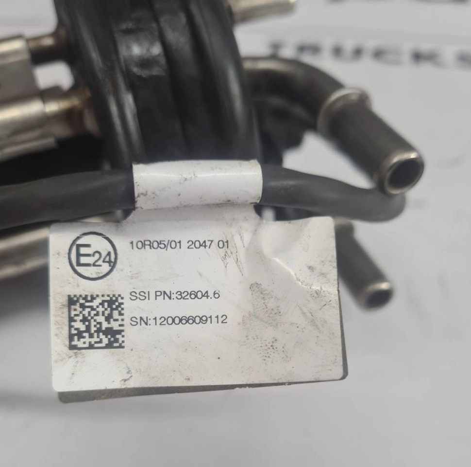 SMOK ADBLUE Z CZUJNIKIEM JAKOŚCI RENAULT GAMA T VOLVO FM 4 FH 4 LIFT FH 5 23343310 P03 - Izplūdes sistēma: foto 4 SMOK ADBLUE Z CZUJNIKIEM JAKOŚCI RENAULT GAMA T VOLVO FM 4 FH 4 LIFT FH 5 23343310 P03 - Izplūdes sistēma: foto 4