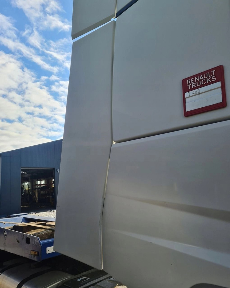 SPOILERY OWIEWKI KABINY ZAKABINOWE STELAŻ KOMPLET RENAULT GAMA T RANGE - Aerodinamika/ Spoileris: foto 5 SPOILERY OWIEWKI KABINY ZAKABINOWE STELAŻ KOMPLET RENAULT GAMA T RANGE - Aerodinamika/ Spoileris: foto 5