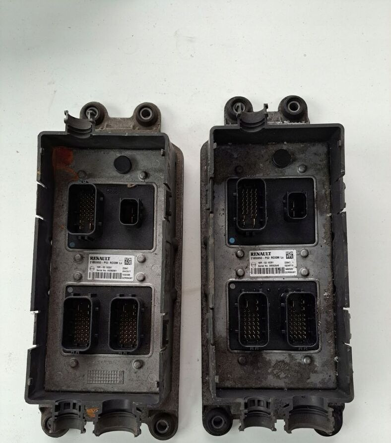 STEROWNIK RCIOM RENAULT T RANGE GAMA T 21855950 P03 / P02 21855950 - Elektroniskais vadības bloks (ECU) - Kravas automašīna: foto 3 STEROWNIK RCIOM RENAULT T RANGE GAMA T 21855950 P03 / P02 21855950 - Elektroniskais vadības bloks (ECU) - Kravas automašīna: foto 3