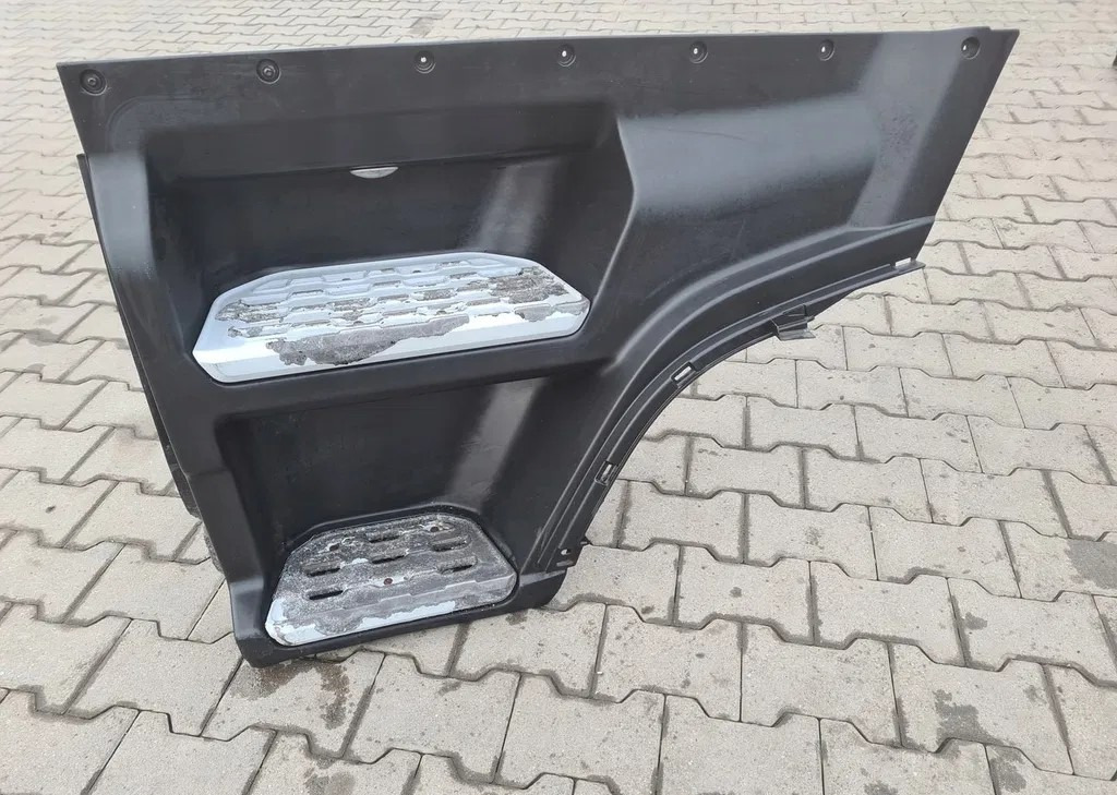 STOPNICA KOMPLETNA LEWA GÓRNA STOPIEŃ FORD F-MAX 500 TRUCKS - Pakāpiens: foto 1 STOPNICA KOMPLETNA LEWA GÓRNA STOPIEŃ FORD F-MAX 500 TRUCKS - Pakāpiens: foto 1