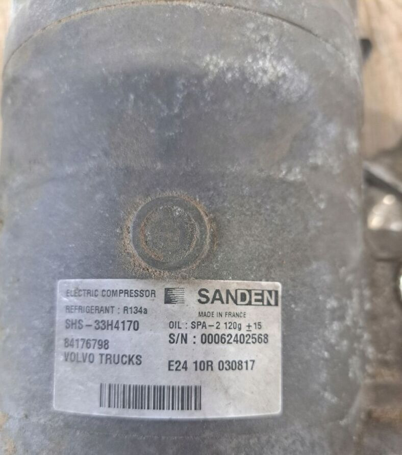 Sanden SPRĘŻARKA KOMPRESOR KLIMATYZACJI VOLVO FH 4 FMX 84176798 - Kondicioniera kompresors - Kravas automašīna: foto 4 Sanden SPRĘŻARKA KOMPRESOR KLIMATYZACJI VOLVO FH 4 FMX 84176798 - Kondicioniera kompresors - Kravas automašīna: foto 4