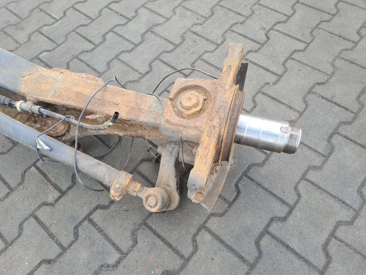 VOLVO BELKA OŚ TYŁ TYLNA WLECZONA ZWROTNICE FI 78 VOLVO FH 4 FM 4 FH 16 FH 5 FM 5 - Aizmugurējā ass - Kravas automašīna: foto 4 VOLVO BELKA OŚ TYŁ TYLNA WLECZONA ZWROTNICE FI 78 VOLVO FH 4 FM 4 FH 16 FH 5 FM 5 - Aizmugurējā ass - Kravas automašīna: foto 4