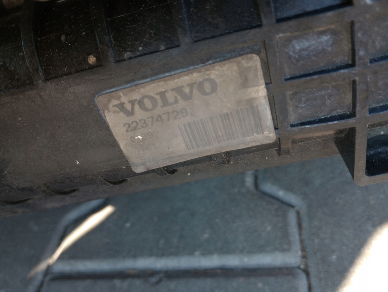 VOLVO CHŁODNICA WODY CIECZY VOLVO FH 4 RENAULT GAMA T - Radiators - Kravas automašīna: foto 5 VOLVO CHŁODNICA WODY CIECZY VOLVO FH 4 RENAULT GAMA T - Radiators - Kravas automašīna: foto 5