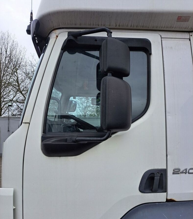 VOLVO DRZWI KOMPLETNE LEWE RENAULT PREMIUM MIDLUM VOLVO FE FL - Durvis un rezerves daļas - Kravas automašīna: foto 2 VOLVO DRZWI KOMPLETNE LEWE RENAULT PREMIUM MIDLUM VOLVO FE FL - Durvis un rezerves daļas - Kravas automašīna: foto 2