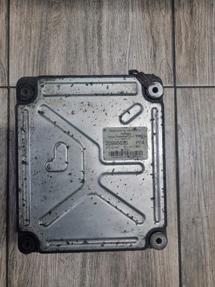 VOLVO KASETA KOMPUTER MODUŁ SILNIKA ECU VOLVO FH FM 13 16 20995620 P04 - Elektroniskais vadības bloks (ECU) - Kravas automašīna: foto 2 VOLVO KASETA KOMPUTER MODUŁ SILNIKA ECU VOLVO FH FM 13 16 20995620 P04 - Elektroniskais vadības bloks (ECU) - Kravas automašīna: foto 2
