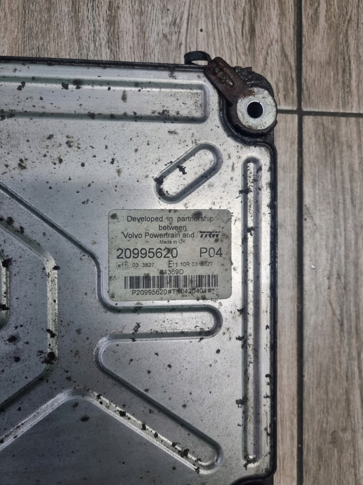 VOLVO KASETA KOMPUTER MODUŁ SILNIKA ECU VOLVO FH FM 13 16 20995620 P04 - Elektroniskais vadības bloks (ECU) - Kravas automašīna: foto 3 VOLVO KASETA KOMPUTER MODUŁ SILNIKA ECU VOLVO FH FM 13 16 20995620 P04 - Elektroniskais vadības bloks (ECU) - Kravas automašīna: foto 3