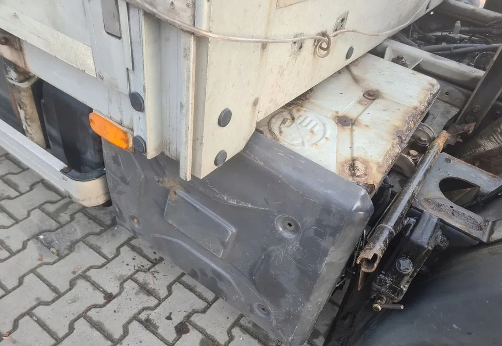 VOLVO- KOMPLETNY D5K D8K - Katalizators: foto 1 VOLVO- KOMPLETNY D5K D8K - Katalizators: foto 1